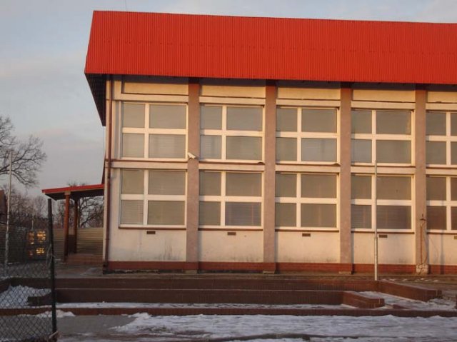 Budynek Szkoły w Kliniskach (sala gimnastyczna)